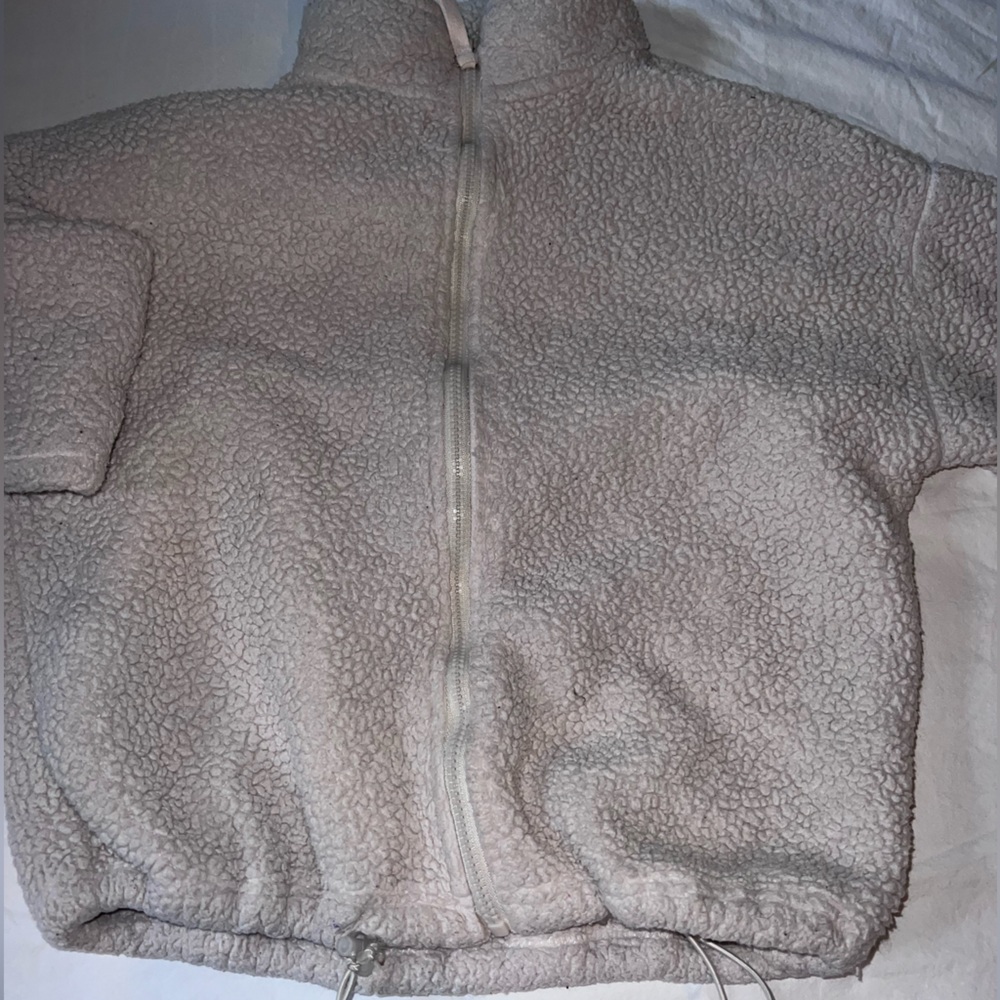 Forever 21 Crop Sweater M